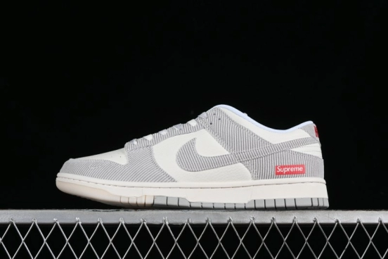 Nike SB Dunk Low Supreme Collaboration Anniversary Customized Casual Sneakers - FC1688-143