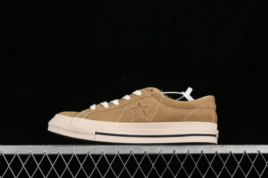 Converse One Star J Suede Low-Top Casual Sneakers with Madness 10th Anniversary Collaboration - M.C3