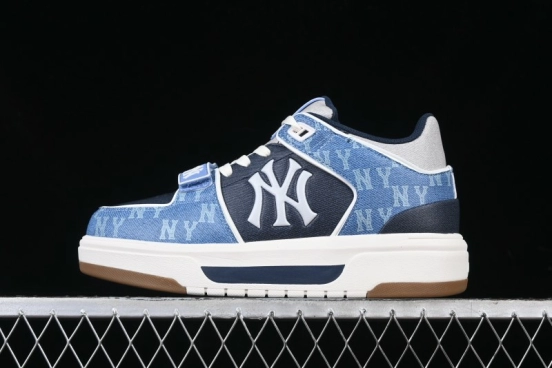 New York Yankees MLB Chunky Liner Lightweight Platform Sneakers with 6cm Height Increase - 3ASXCHL4N50BLS