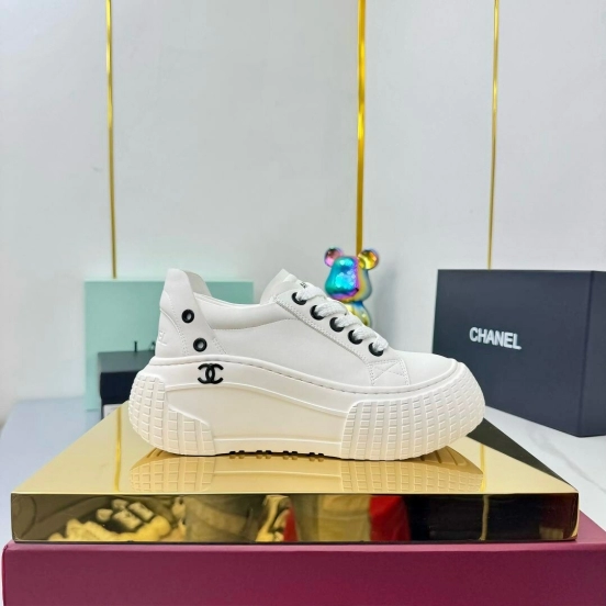 Chanel 2025 SS Panda Loafers Casual Sports Shoes - LY00330
